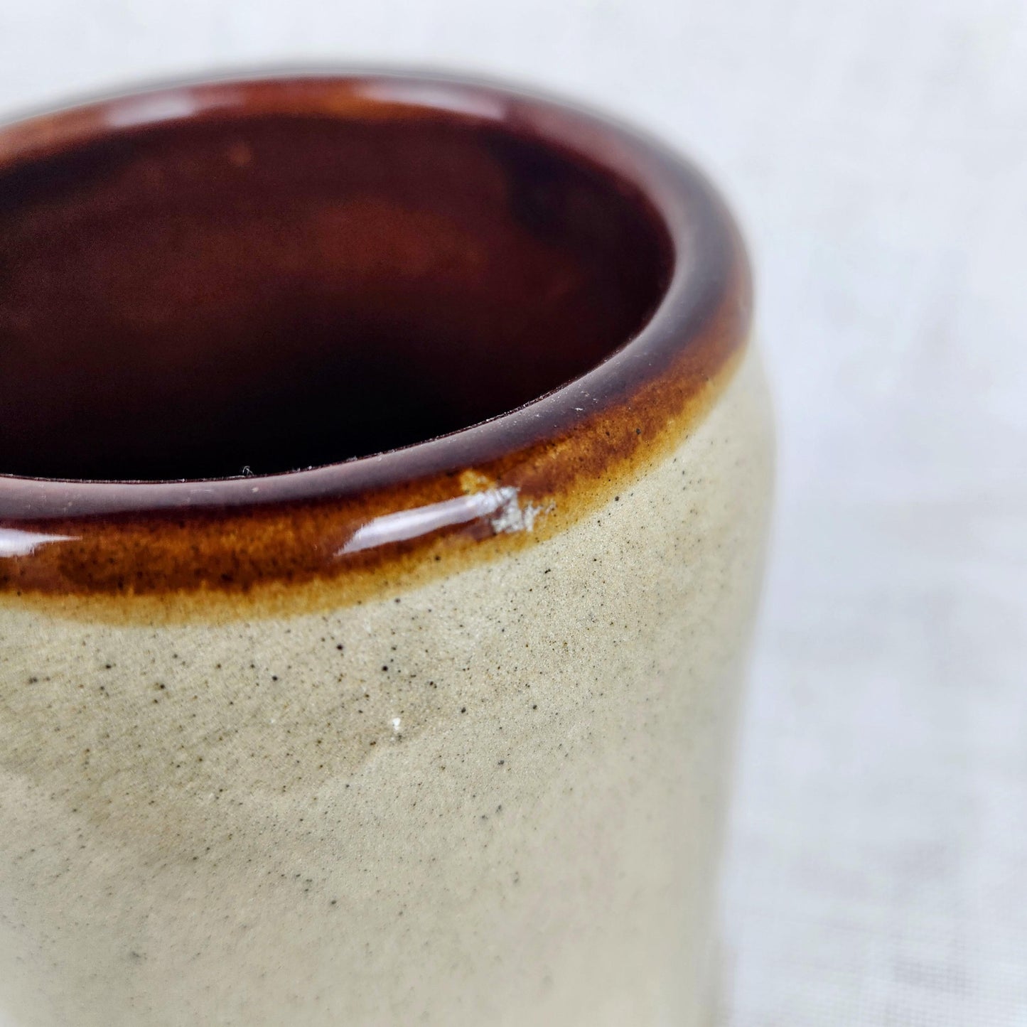 Vintage “Saddleback Oysters” Stoneware Mug | Rustic Coastal Crockery Vessel