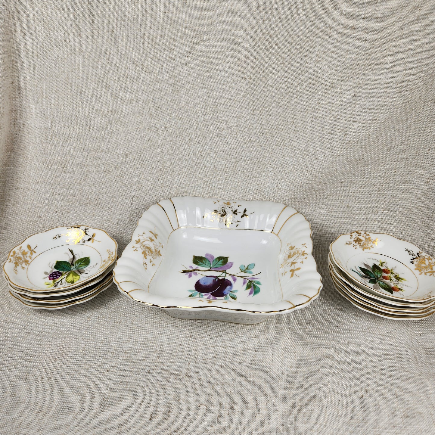 Vintage Fruit Dessert Bowl Set with 9 Berry Bowls, Cottage Style Dessert Set
